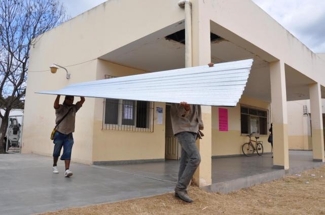 tmb1_gobierno-busca-quienes-cobran-planes-sociales-ayuden-arreglar-escuelas-130877-144753