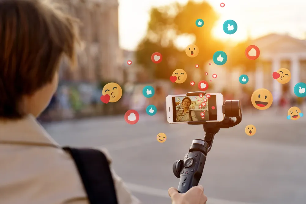 EL GOBIERNO DEROGÓ LA RESOLUCIÓN QUE GRAVABA LA ACTIVIDAD DE INFLUENCERS Y GENERÓ LA SALIDA DE FLORENCIA MISRAHI DE ARCA