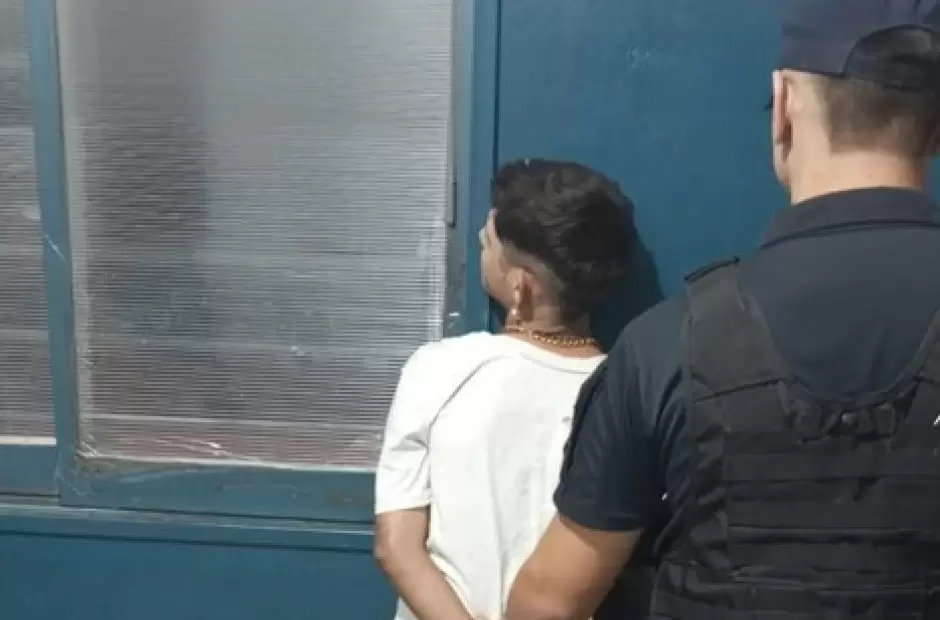 INTENTÓ COMETER UN ARREBATO Y FUE APREHENDIDO