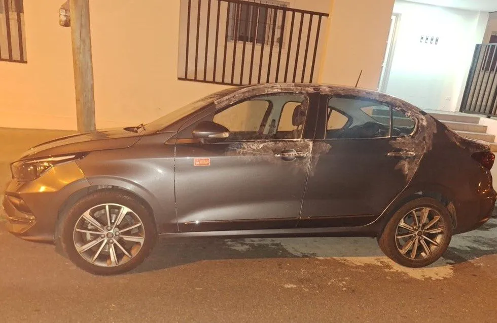 LE LLEVARON EL AUTO POR UNA DEUDA