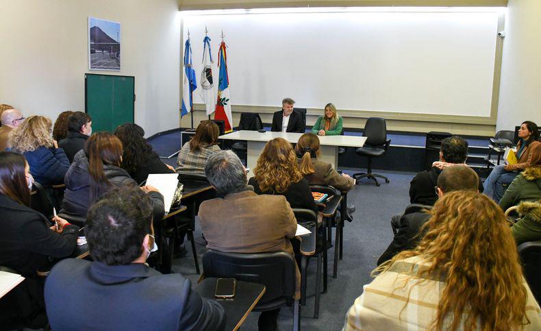 centurion-presento-el-sistema-gestion-escolar-las-escuelas-catamarca-2jpg