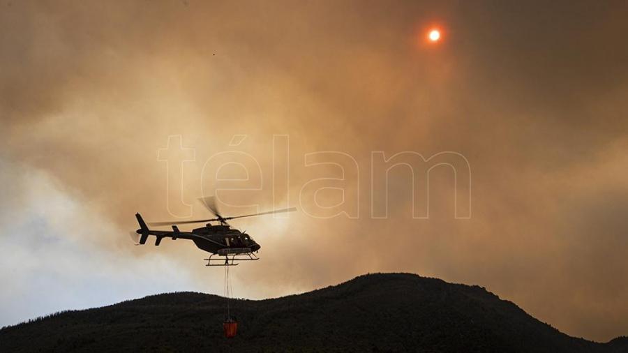 HELICOPTERO INCENDIO TELAM}