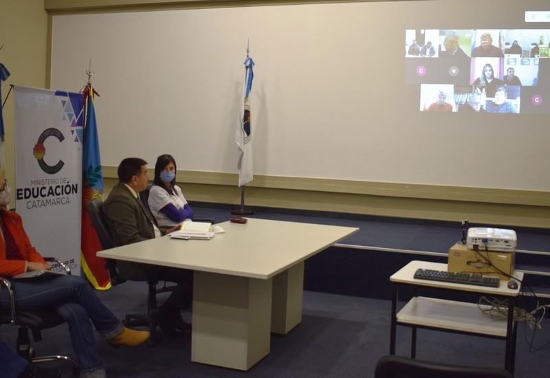 zoom_con_intendentes_large_large