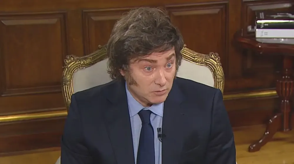 el-presidente-javier-milei-durante-la-entrevista-con-jonatan-viale-foto-captura-tn-RRD575ATP5AN7CRIMYBLZJW4CM